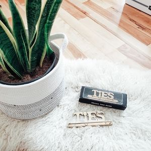 Vintage New in box brass necktie holder